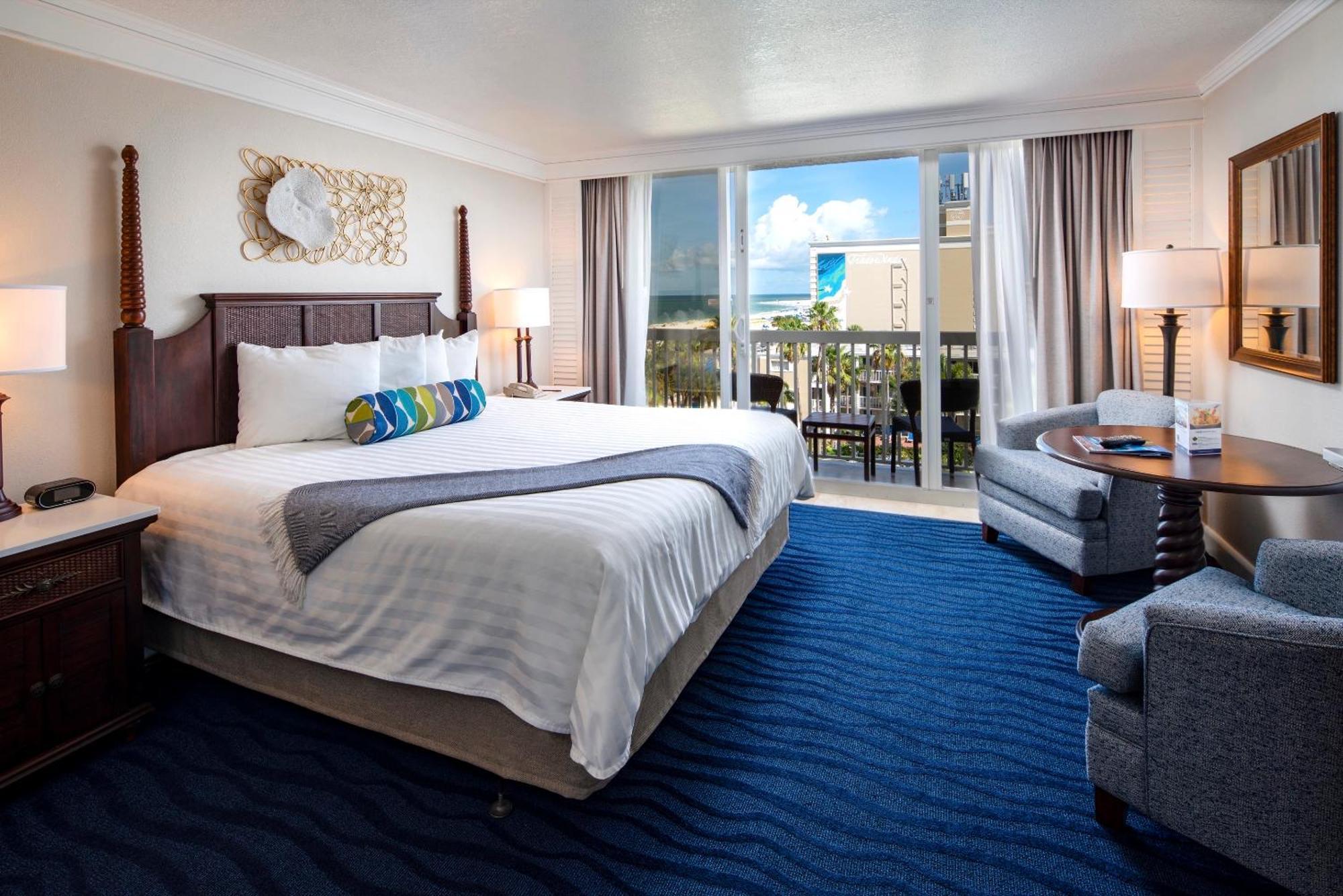 Island Grand At Tradewinds Hotel St. Pete Beach Room photo