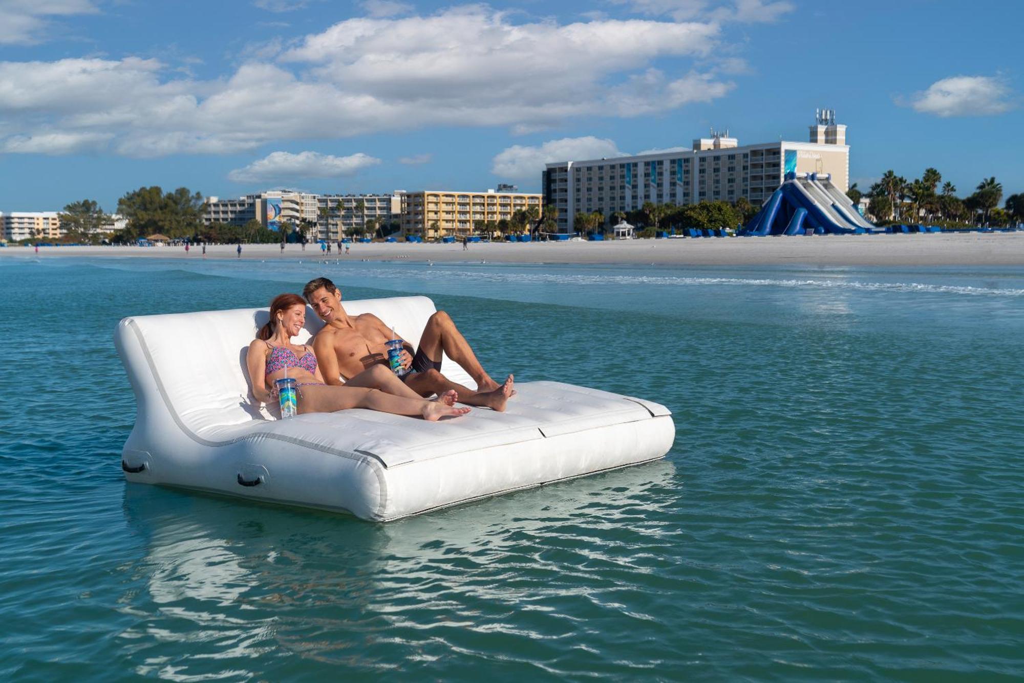 Island Grand At Tradewinds Hotel St. Pete Beach Exterior photo