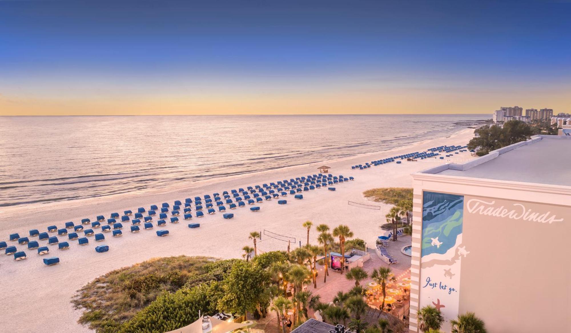 Island Grand At Tradewinds Hotel St. Pete Beach Exterior photo